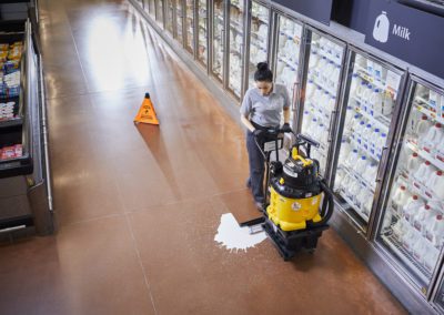 7 Tips for Cleaning Spills and Moisture from Grocery Store Floors