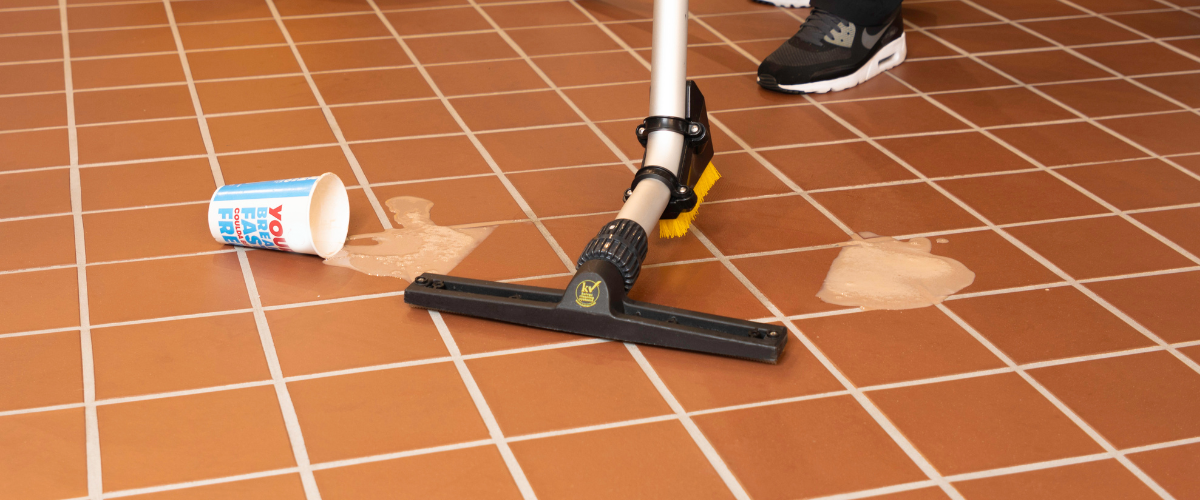 UniVac Keeps Floors Clean at Dairy Queen