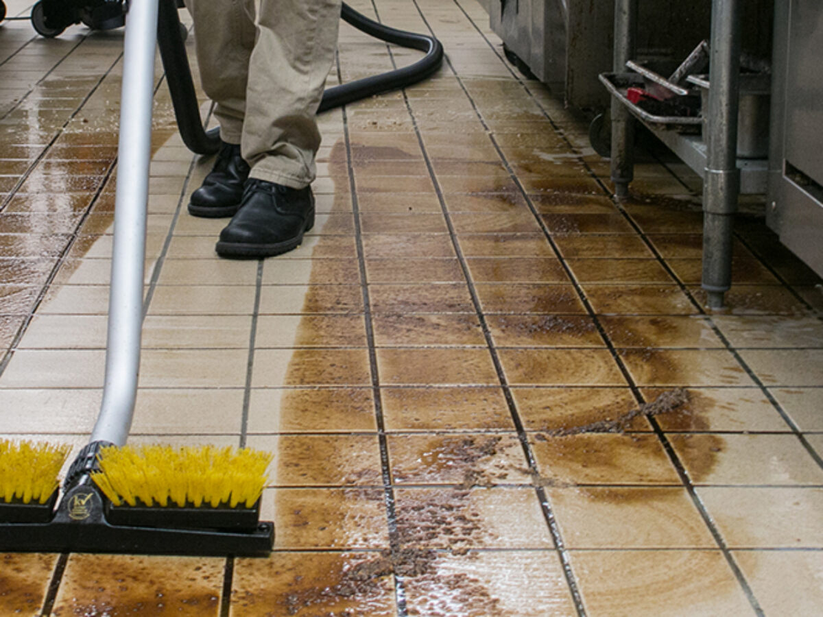 11 Best Grout Cleaners In 2023, As Per An Expert